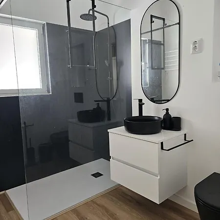 Dom wakacyjny Sunflower Castle View In *