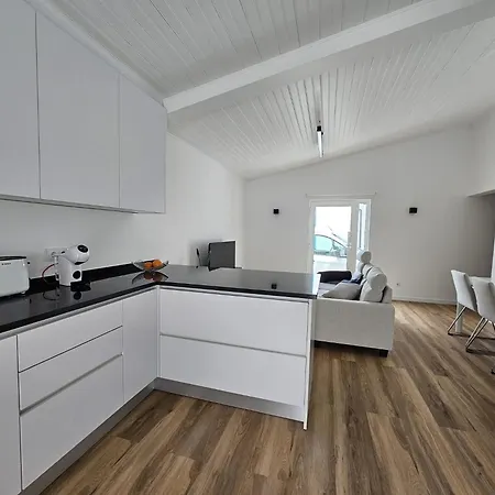 Sunflower Castle View In Обидуш